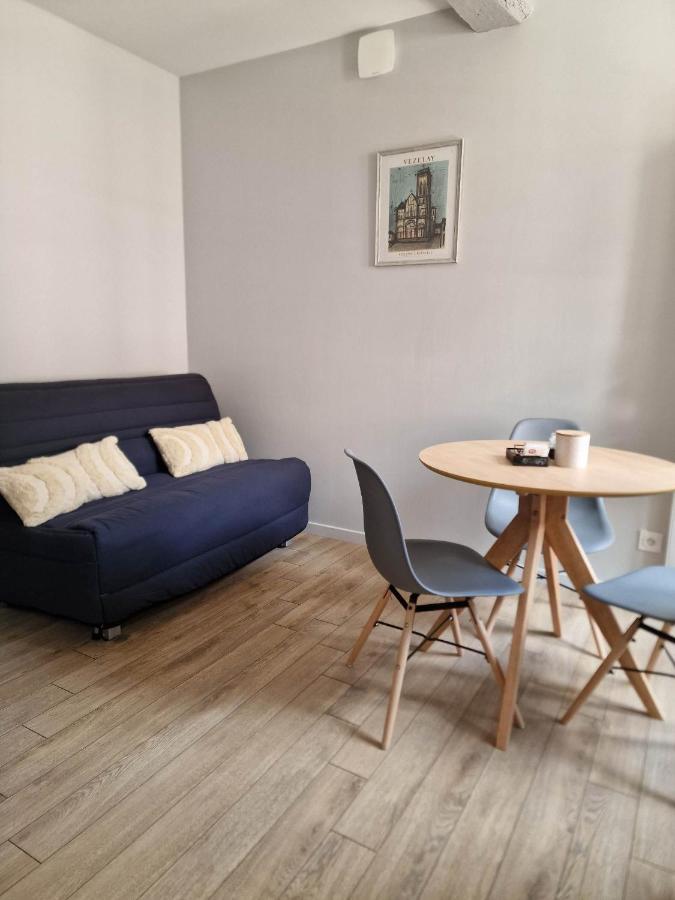 Appartement Au Coeur De Vezelay - Galerie 10 Vézelay Exterior foto