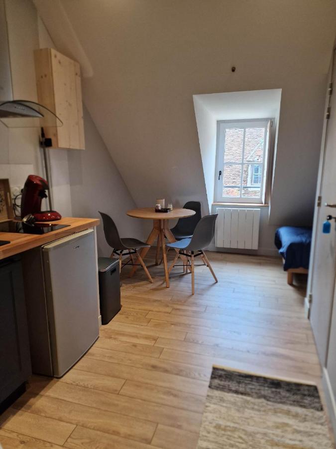 Appartement Au Coeur De Vezelay - Galerie 10 Vézelay Exterior foto